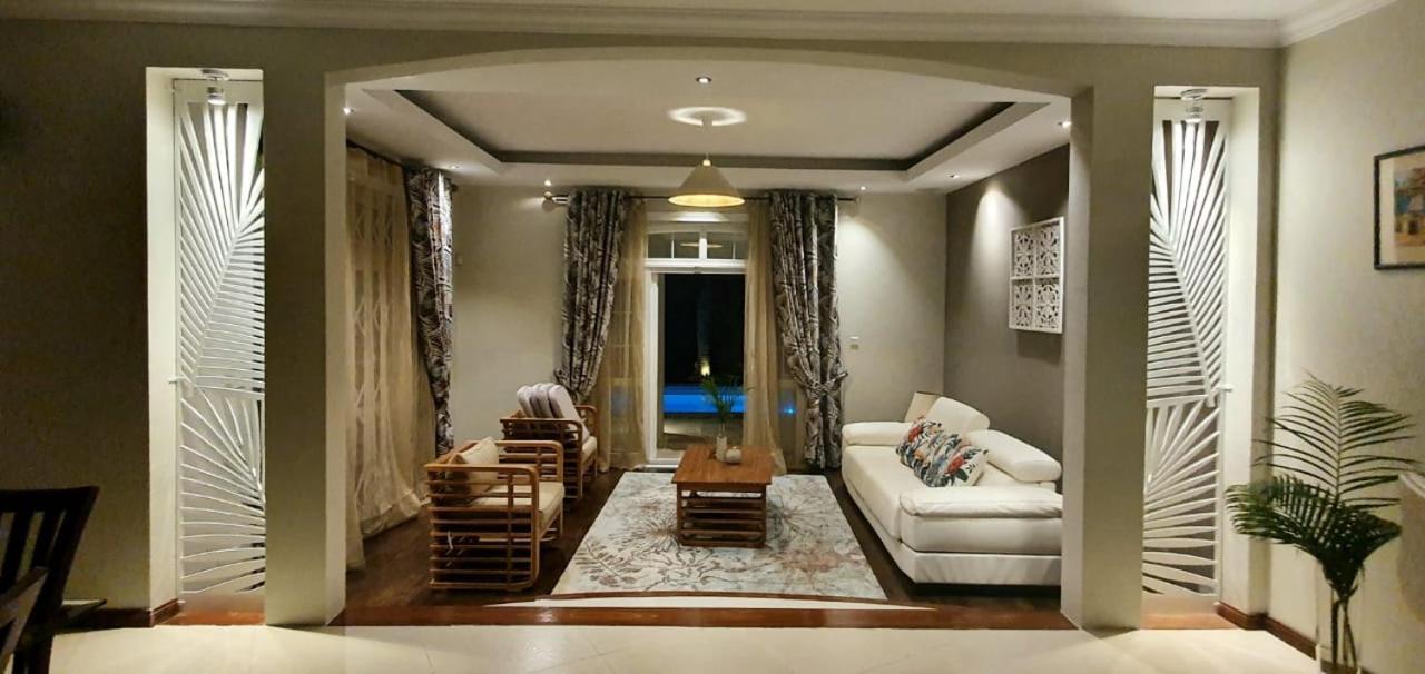 Happiness Villa 3 Bedroom Luxury Villa With Private Pool, Near All Amenities And Beaches Mauritius グランベ エクステリア 写真